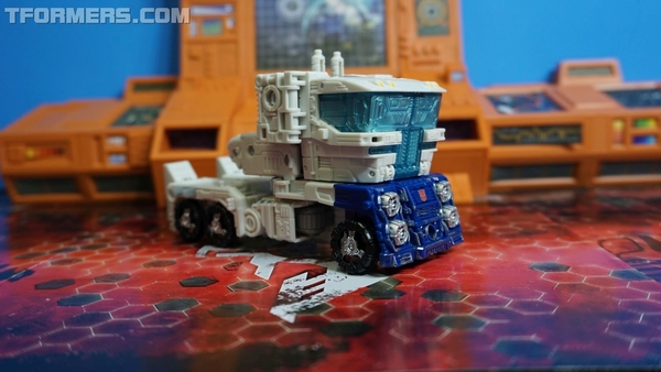 Review Siege Ultra Magnus Leader War For Cybetrtron  (69 of 93)